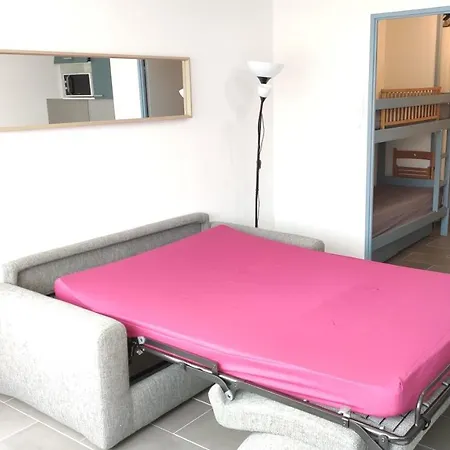 Apartment Les Soleillades - Plage, Piscine, Parking! *
